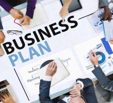 What has hindered Foreign business companies enter in Pakistan 1